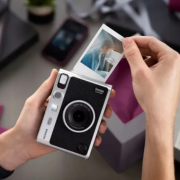Aparat instax